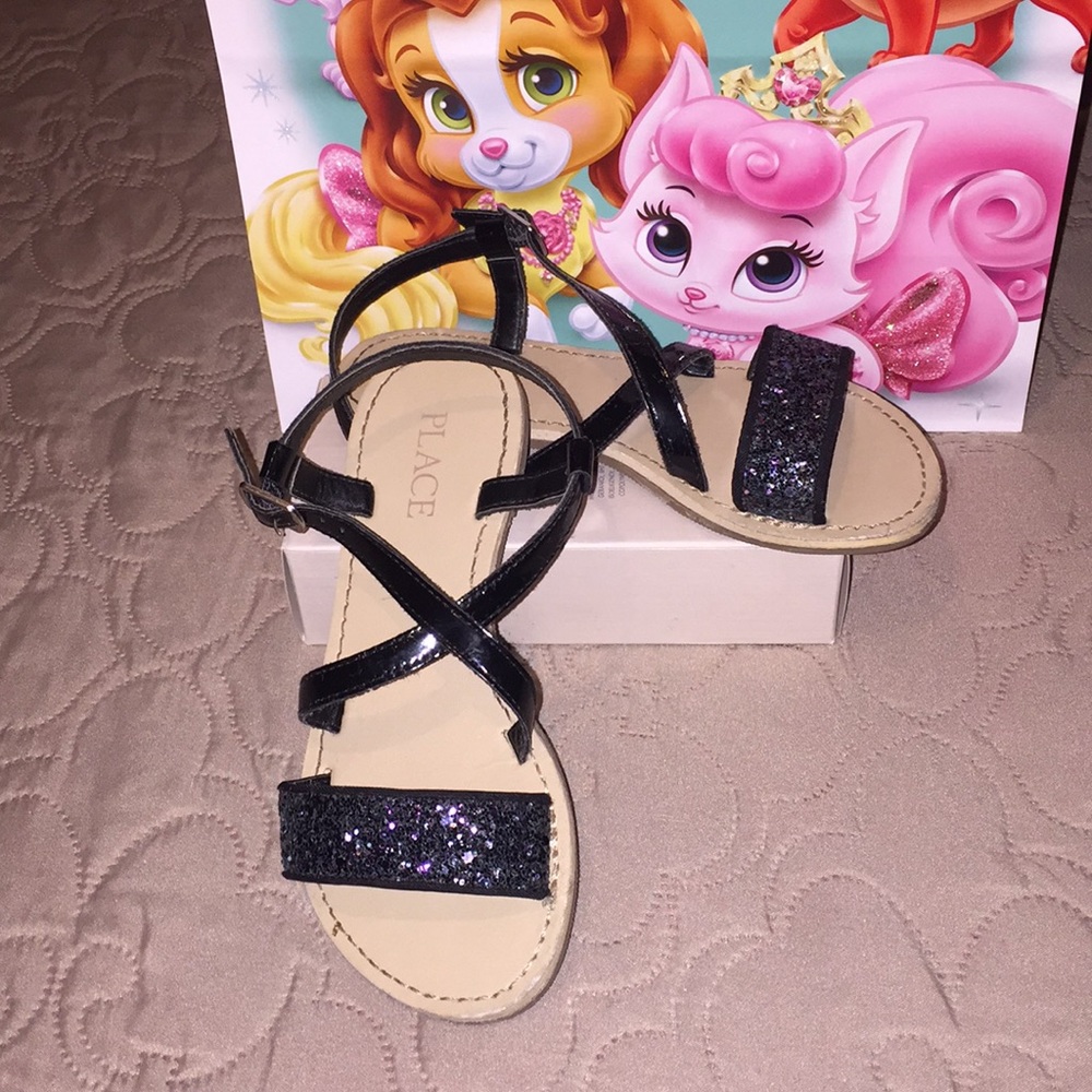 Girls sandals